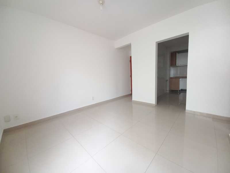 Apartamento à venda com 2 quartos, 55m² - Foto 2