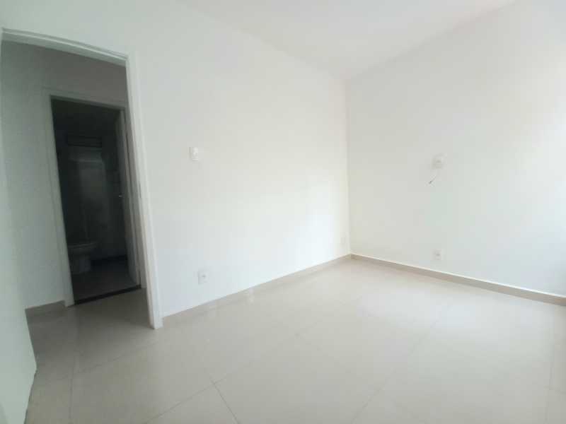 Apartamento à venda com 2 quartos, 55m² - Foto 15