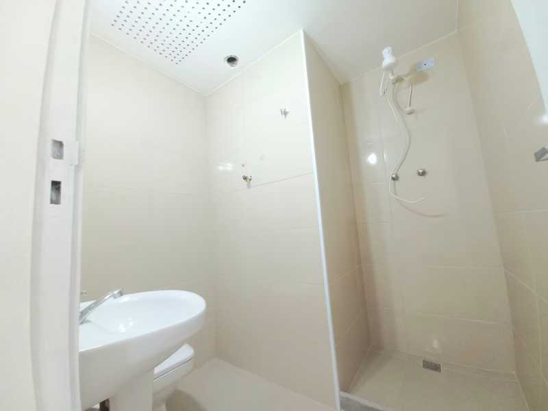 Apartamento à venda com 2 quartos, 75m² - Foto 10