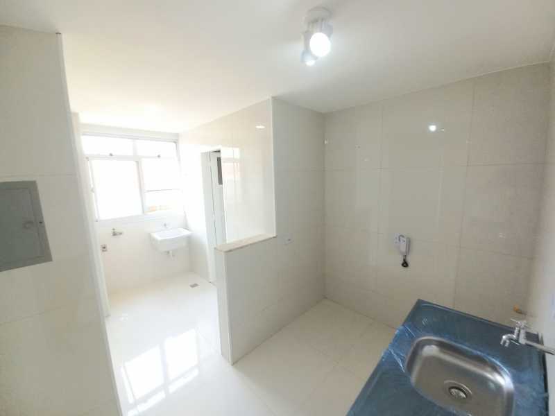 Apartamento à venda com 2 quartos, 75m² - Foto 17