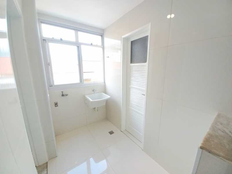 Apartamento à venda com 2 quartos, 75m² - Foto 21