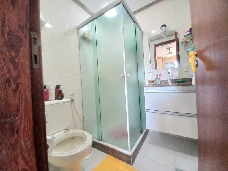 Apartamento à venda com 2 quartos, 68m² - Foto 16