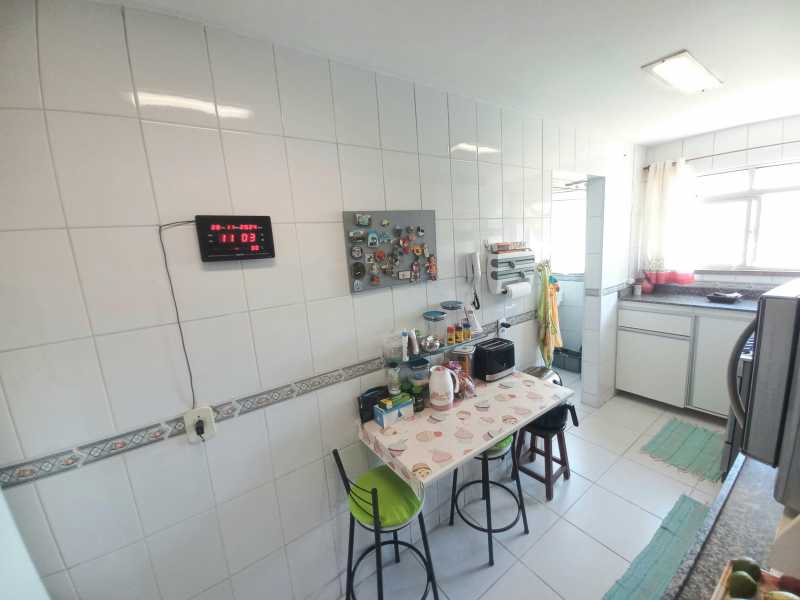 Apartamento à venda com 2 quartos, 68m² - Foto 17