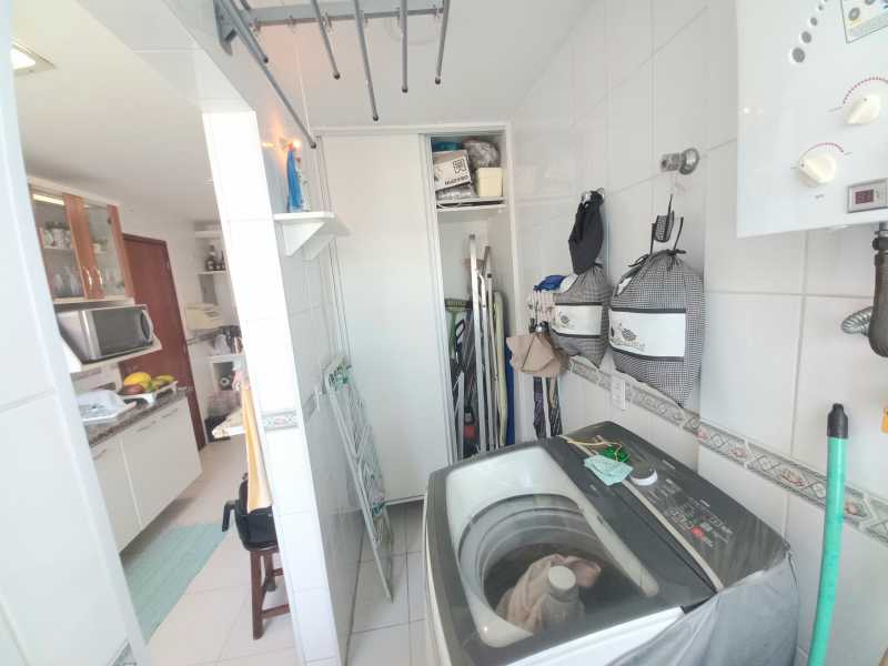 Apartamento à venda com 2 quartos, 68m² - Foto 22