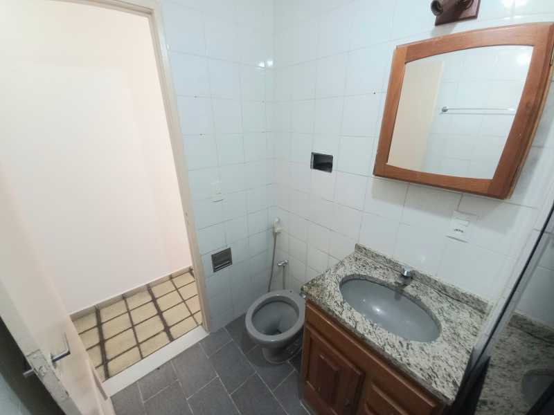 Apartamento à venda com 2 quartos, 61m² - Foto 15