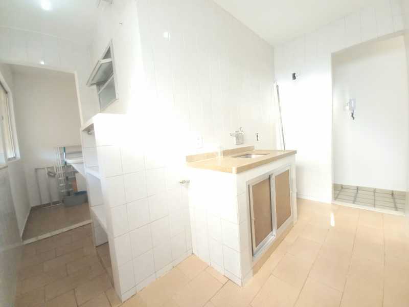 Apartamento à venda com 2 quartos, 61m² - Foto 18