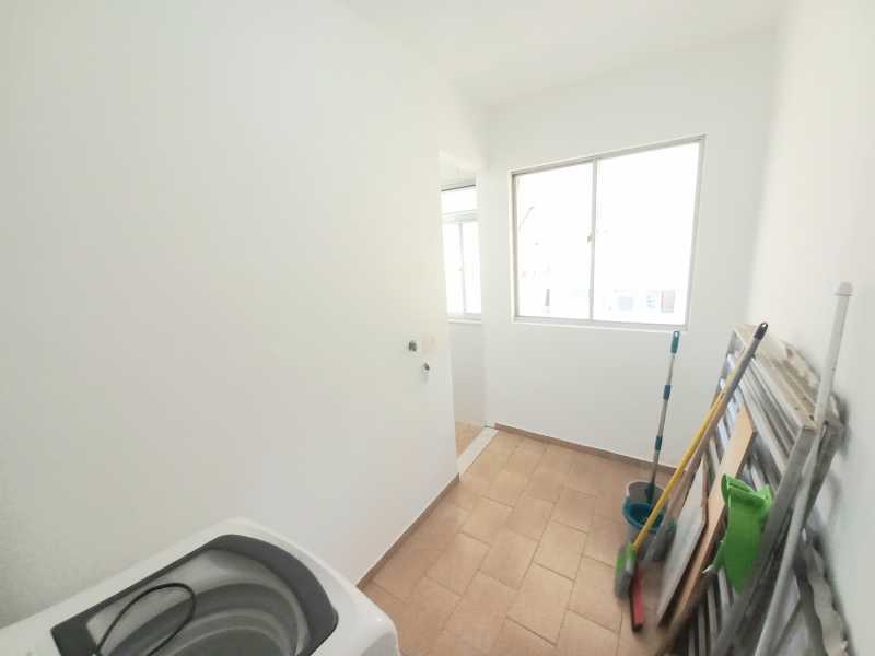 Apartamento à venda com 2 quartos, 61m² - Foto 23