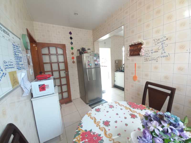 Casa à venda com 3 quartos, 160m² - Foto 8