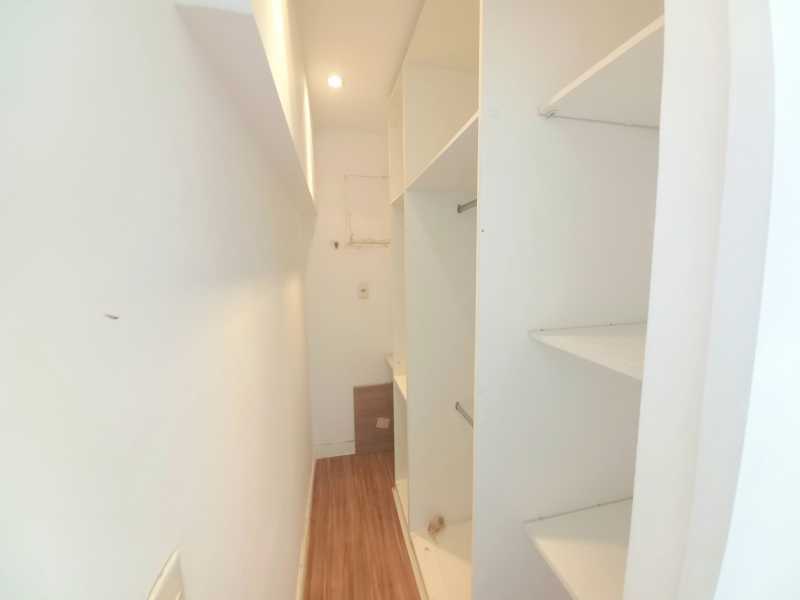 Cobertura à venda com 2 quartos, 104m² - Foto 13