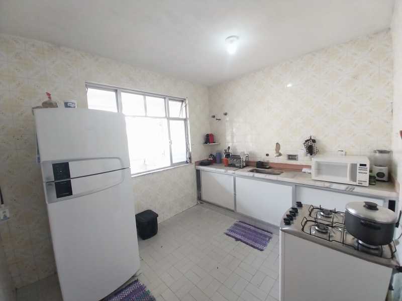 Casa à venda com 4 quartos, 250m² - Foto 8