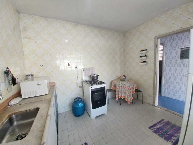 Casa à venda com 4 quartos, 250m² - Foto 10