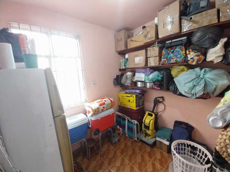 Casa à venda com 4 quartos, 250m² - Foto 11