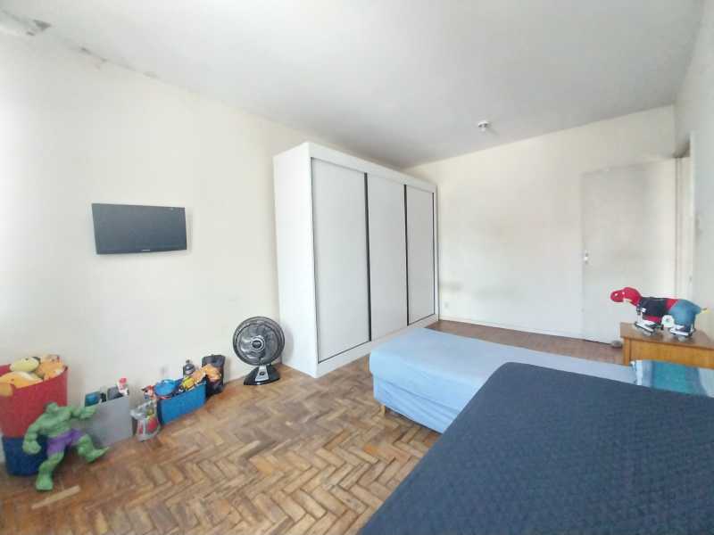 Casa à venda com 4 quartos, 250m² - Foto 19