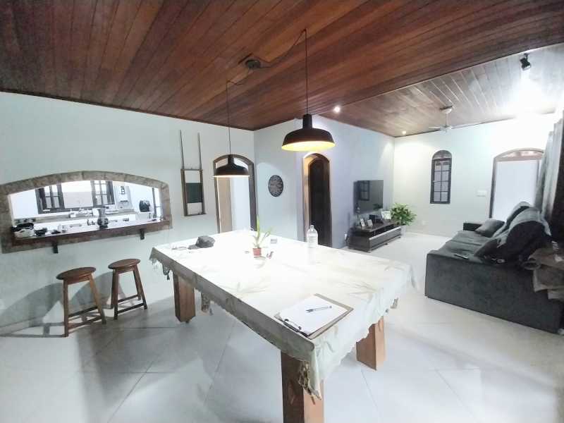 Casa de Condomínio à venda com 3 quartos, 233m² - Foto 8
