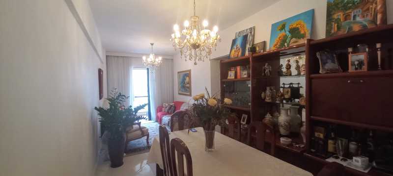 Apartamento à venda com 3 quartos, 128m² - Foto 5