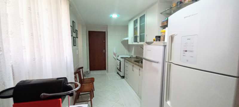 Apartamento à venda com 3 quartos, 128m² - Foto 12