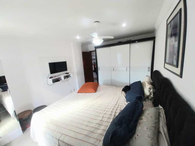 Cobertura, 3 quartos, 257 m² - Foto 14