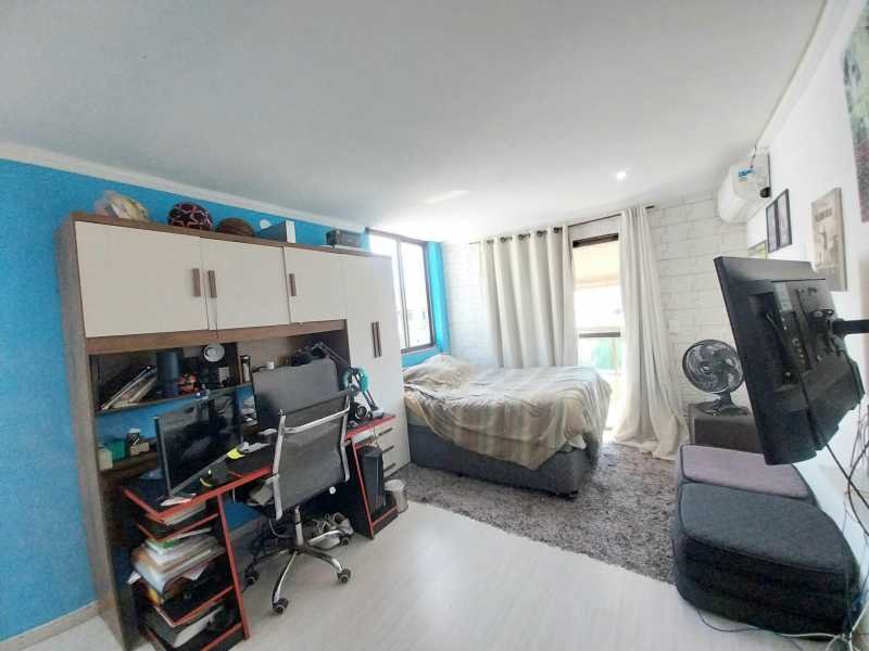 Cobertura, 3 quartos, 257 m² - Foto 21