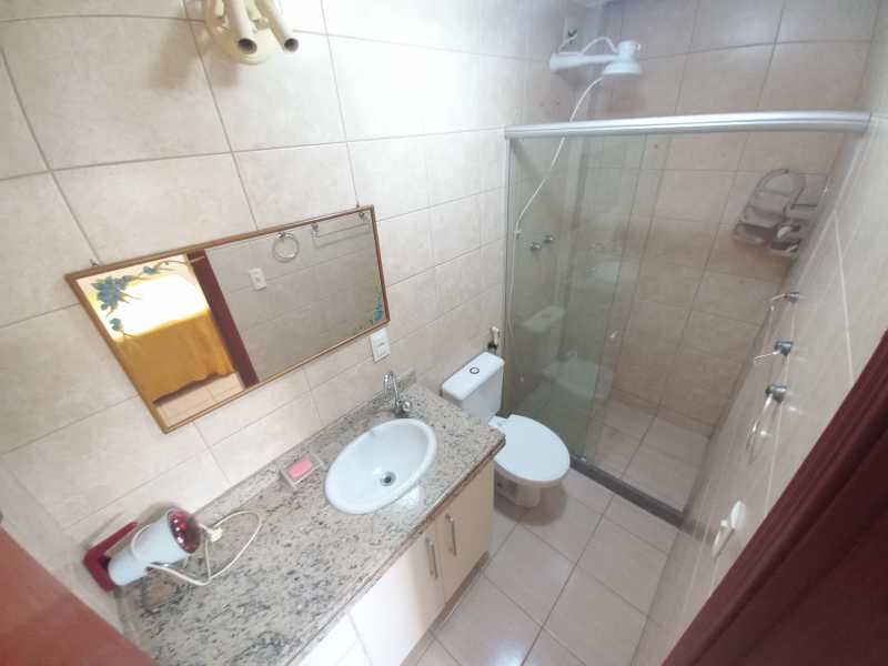 Casa de Condomínio à venda com 4 quartos, 169m² - Foto 13