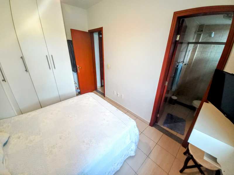 Casa de Condomínio à venda com 4 quartos, 169m² - Foto 17