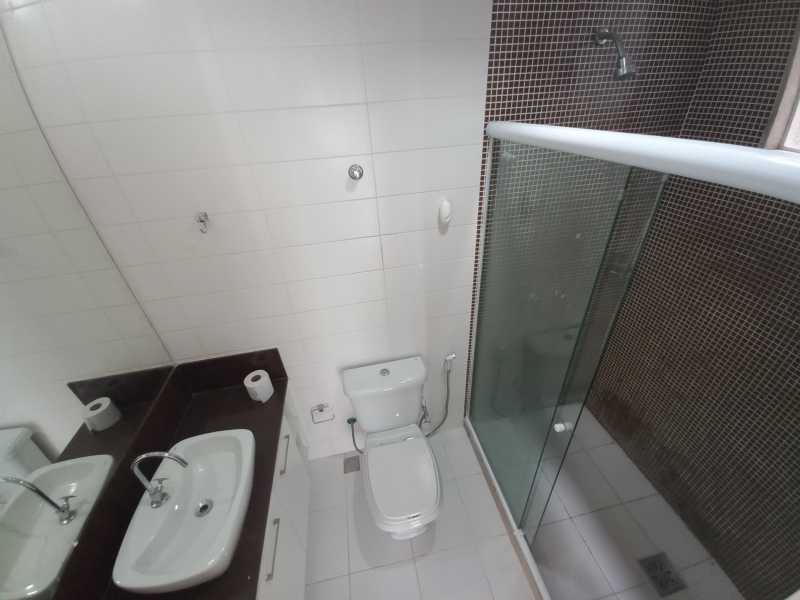 Casa de Condomínio à venda com 5 quartos, 300m² - Foto 18