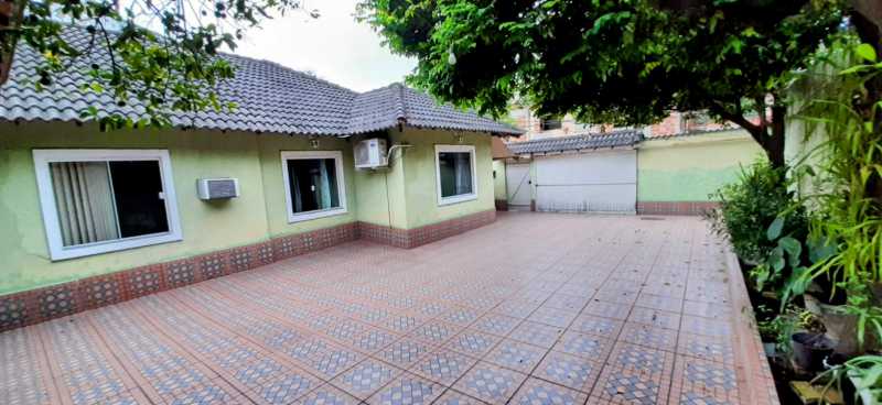 Casa de Condomínio à venda com 3 quartos, 150m² - Foto 4