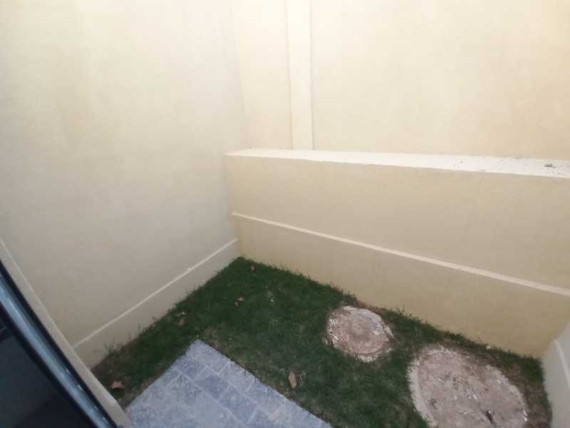 Casa de Condomínio à venda com 5 quartos, 180m² - Foto 12