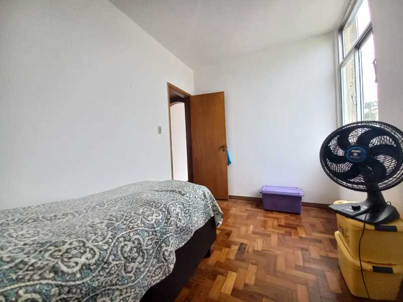 Apartamento à venda com 2 quartos, 45m² - Foto 7