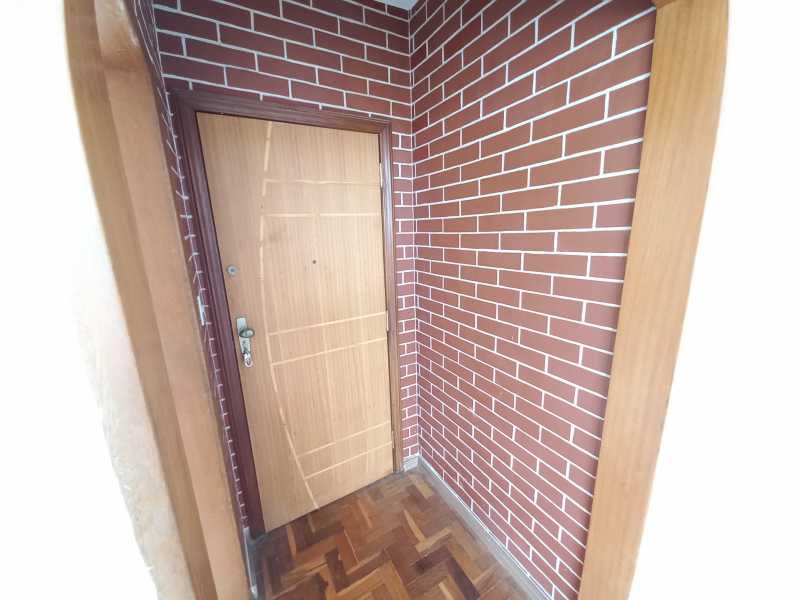 Apartamento à venda com 2 quartos, 45m² - Foto 18