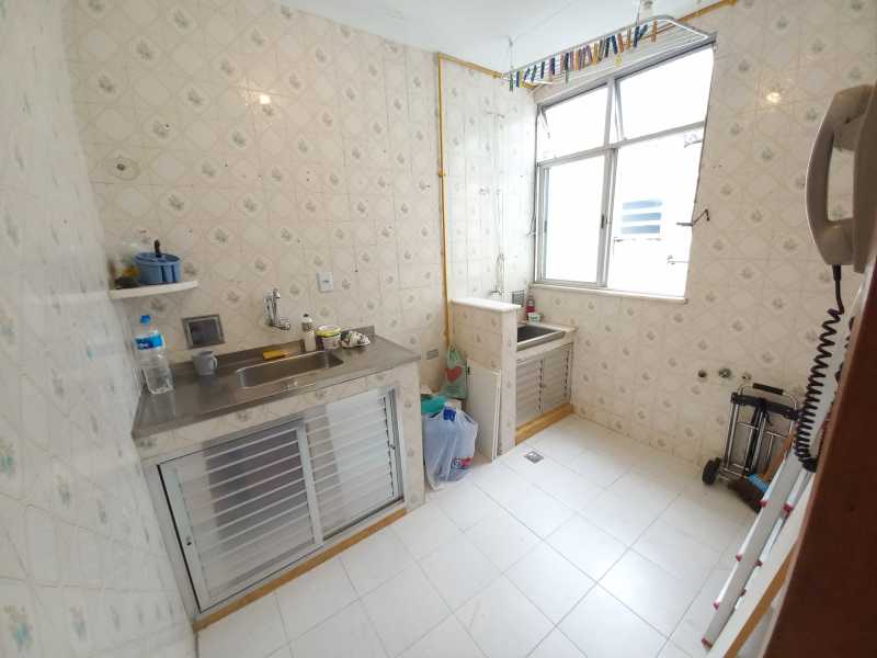 Apartamento à venda com 2 quartos, 45m² - Foto 19