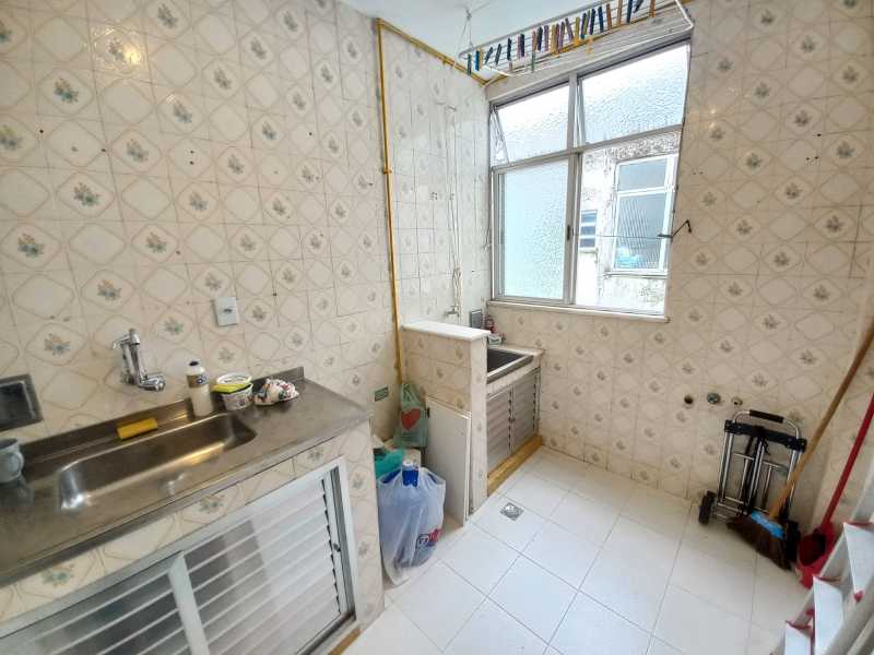 Apartamento à venda com 2 quartos, 45m² - Foto 21