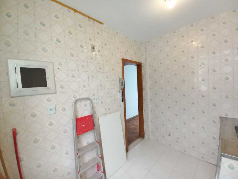 Apartamento à venda com 2 quartos, 45m² - Foto 25