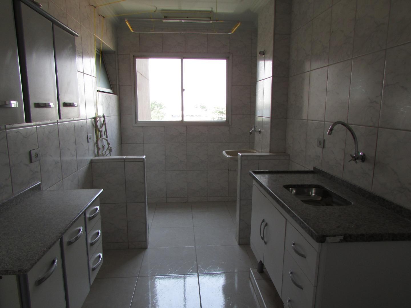 Apartamento à venda com 3 quartos, 86m² - Foto 4