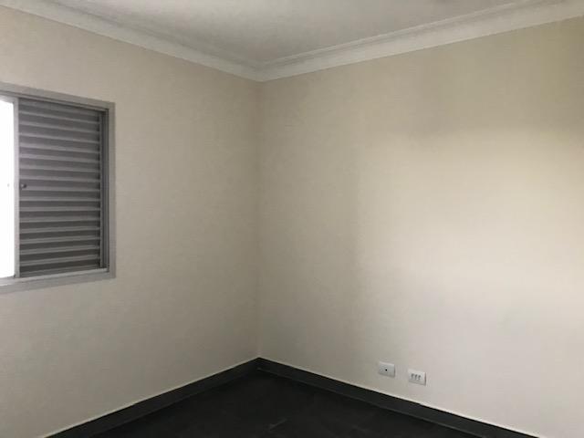 Apartamento à venda com 2 quartos, 74m² - Foto 12