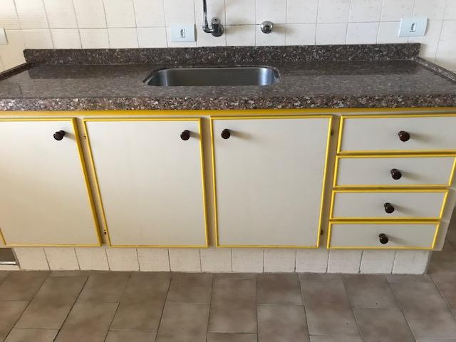 Apartamento à venda com 2 quartos, 74m² - Foto 18