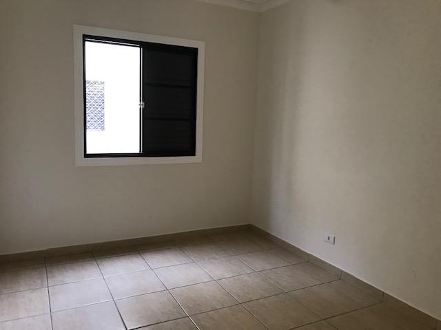 Apartamento à venda com 2 quartos, 65m² - Foto 12