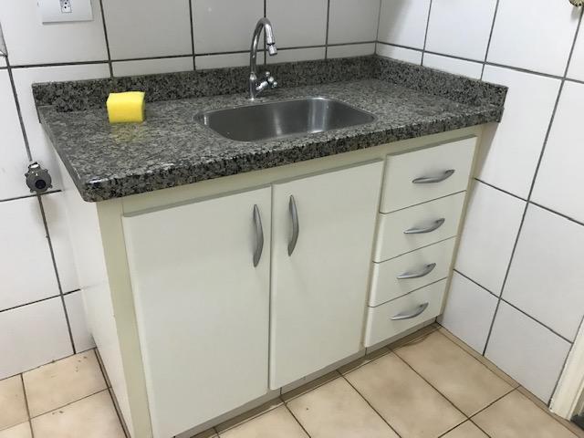 Apartamento à venda com 2 quartos, 65m² - Foto 9