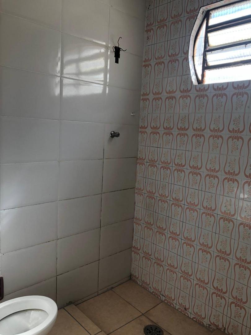 Casa para alugar com 2 quartos, 122m² - Foto 10