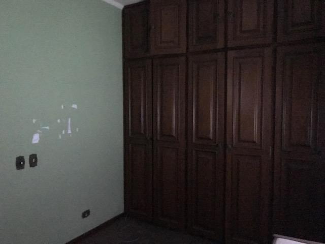 Casa para alugar com 4 quartos, 310m² - Foto 13