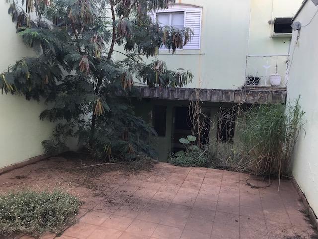 Casa para alugar com 4 quartos, 310m² - Foto 24