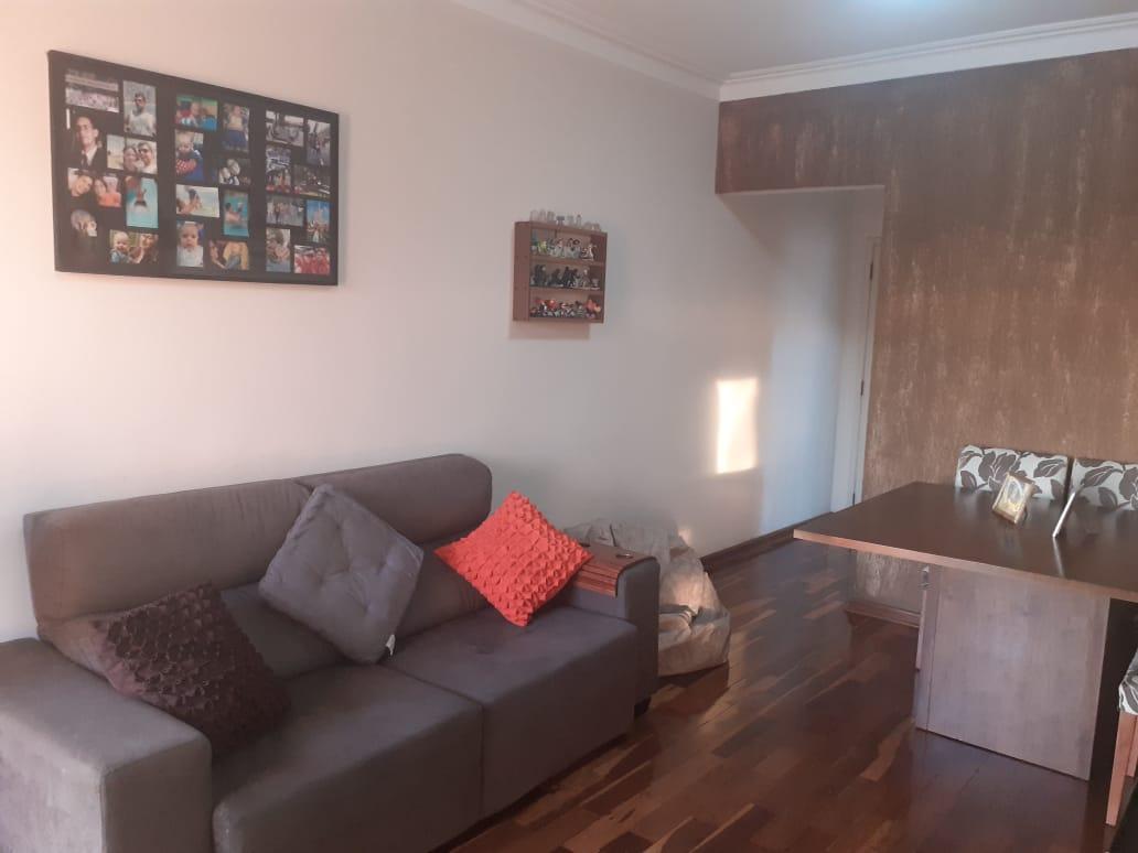 Apartamento à venda com 3 quartos, 76m² - Foto 1