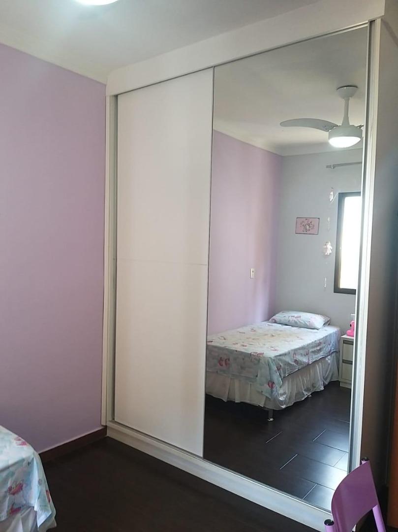 Apartamento à venda com 3 quartos, 87m² - Foto 10