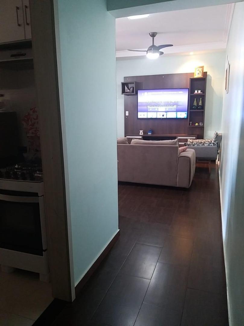 Apartamento à venda com 3 quartos, 87m² - Foto 4