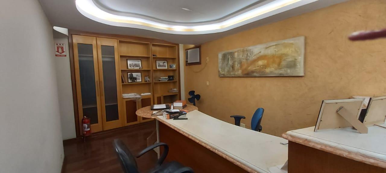 Casa Comercial à venda, 254m² - Foto 12