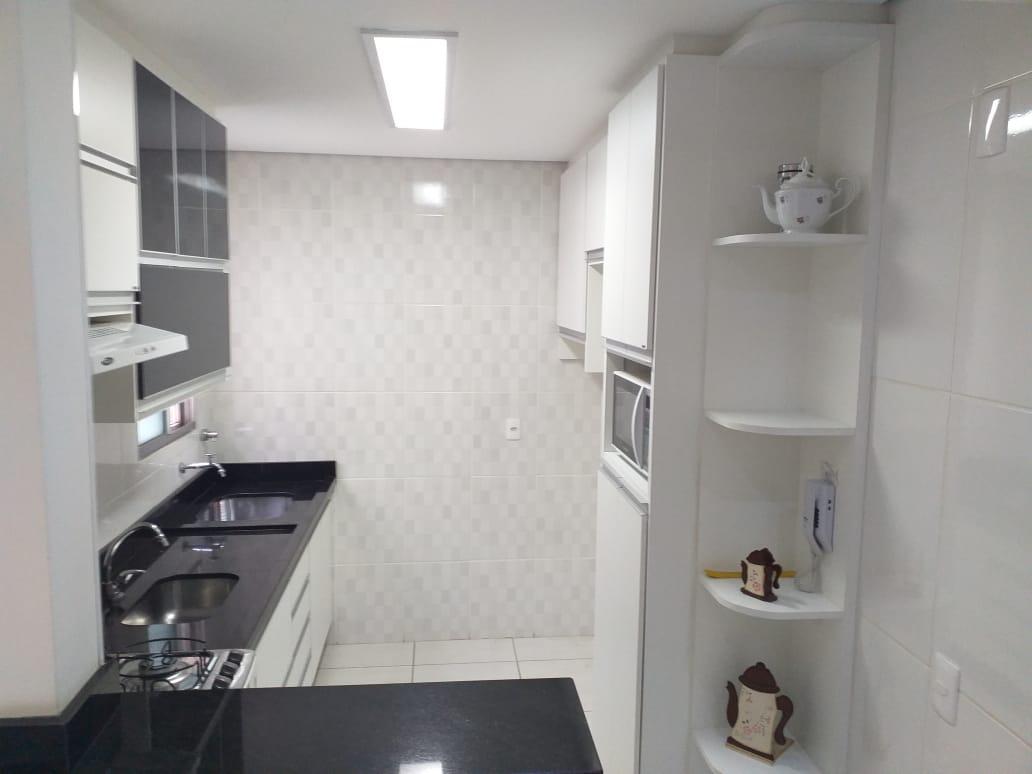 Apartamento à venda com 2 quartos, 45m² - Foto 3