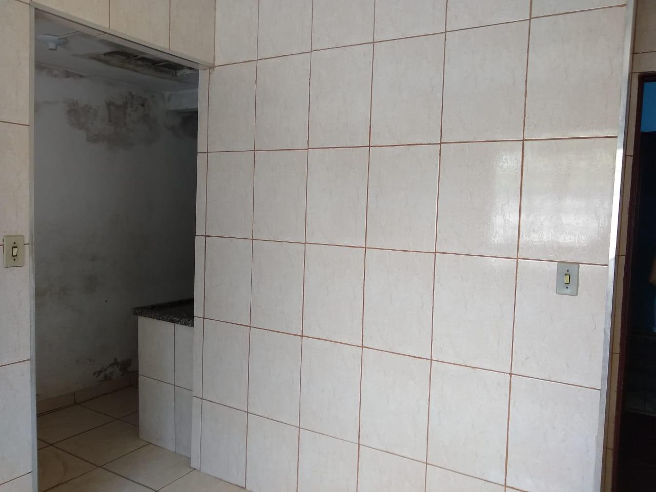 Casa à venda com 4 quartos, 140m² - Foto 14