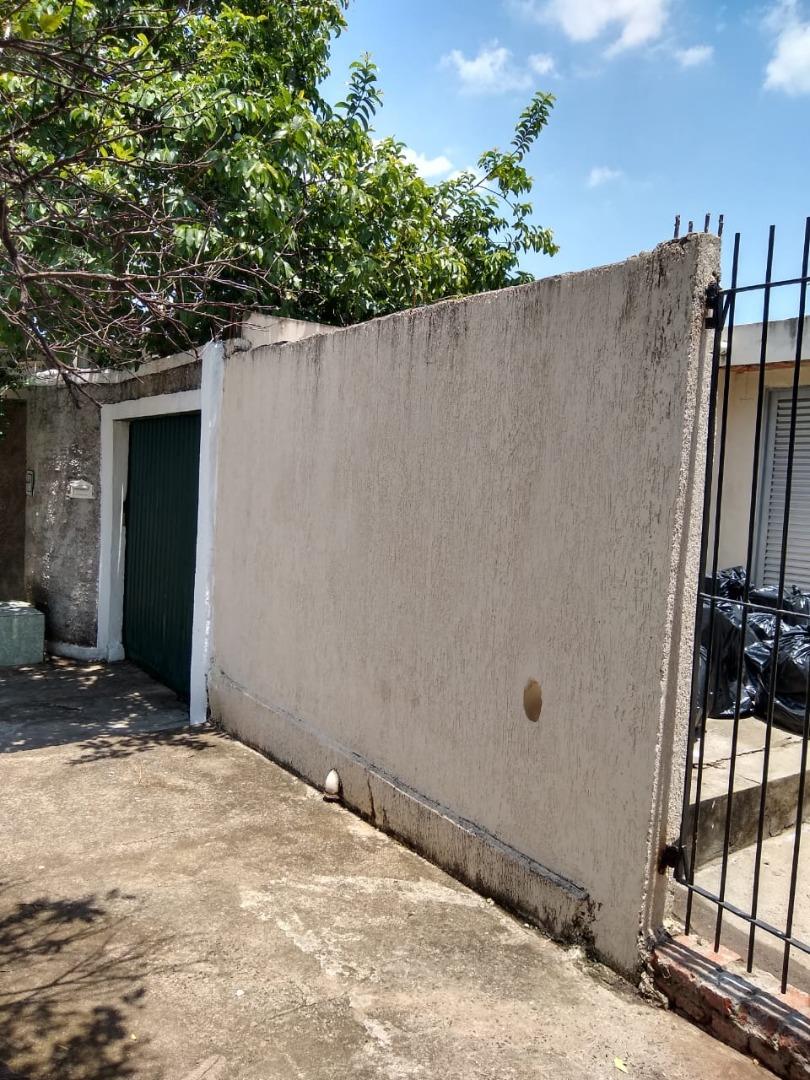 Casa à venda com 4 quartos, 140m² - Foto 2