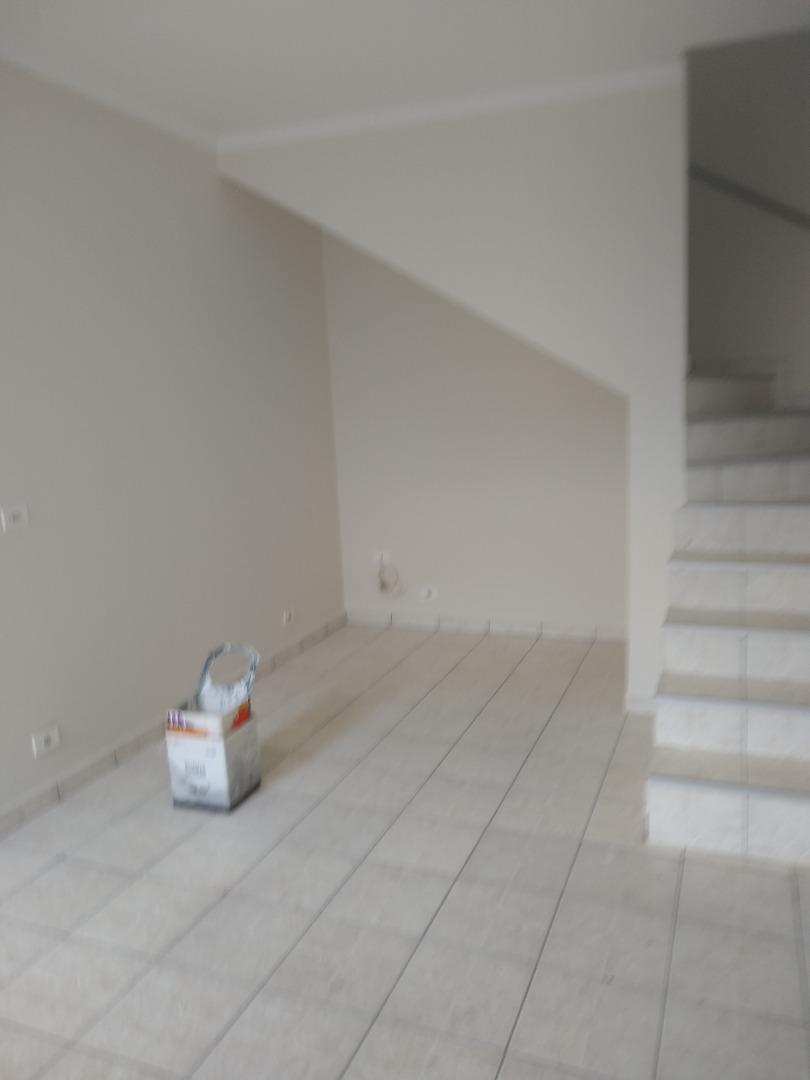 Casa para alugar com 2 quartos, 180m² - Foto 7