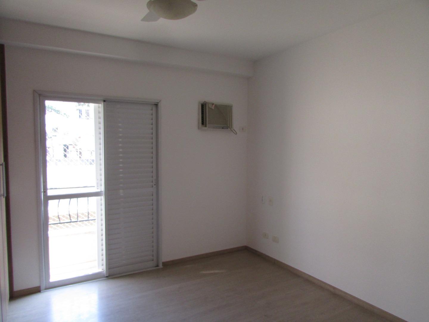 Apartamento para alugar com 3 quartos, 112m² - Foto 11