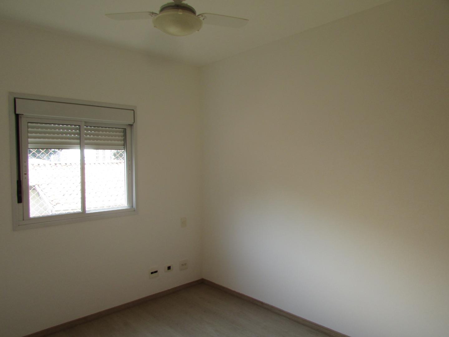 Apartamento para alugar com 3 quartos, 112m² - Foto 12